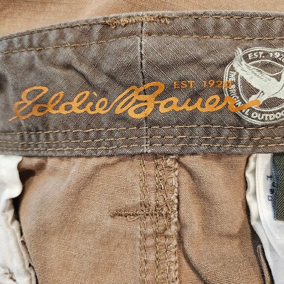 Eddie Bauer Mens 36x30 Khaki Cargo Pants Cotton Relaxed Fit Multi Pockets - Picture 14 of 16